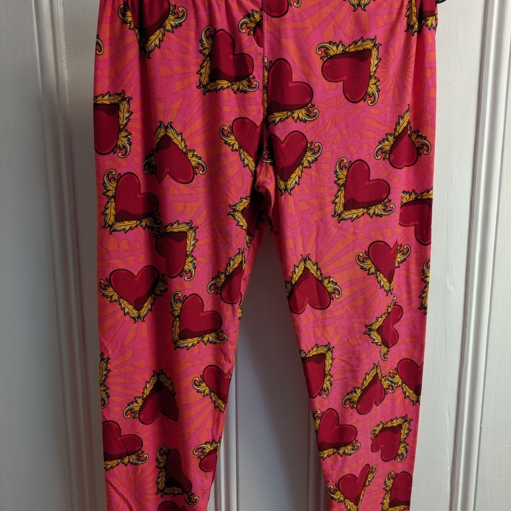 Hearts TC Lularoe Leggings New